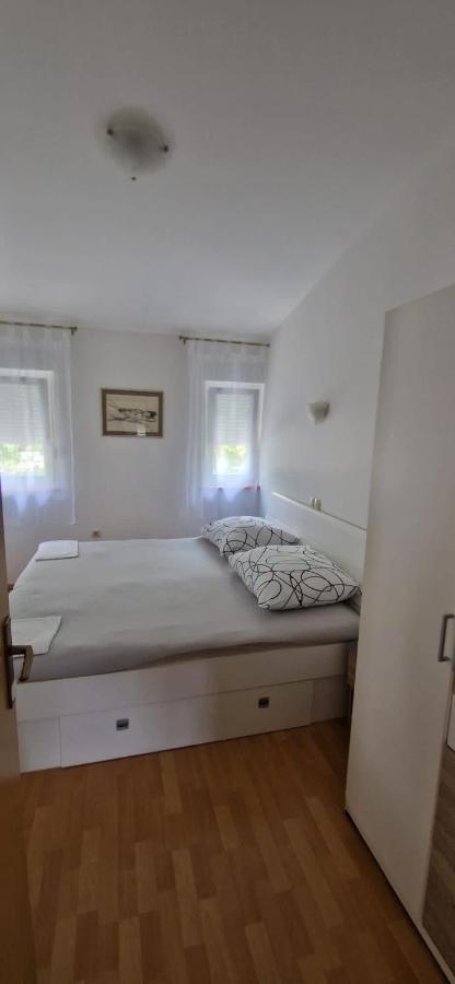 Oasis Of Peace Apartment Омиш Экстерьер фото