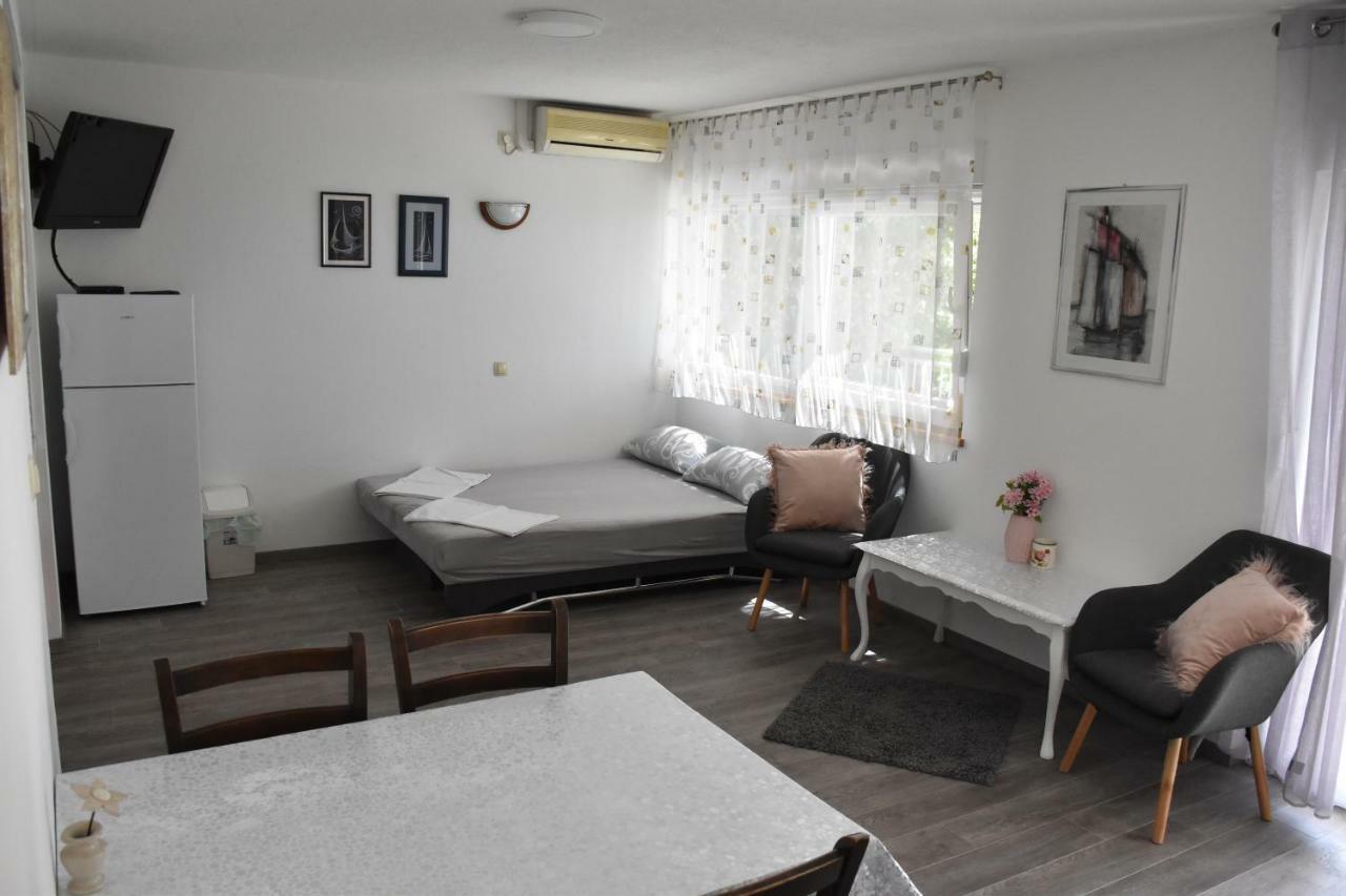 Oasis Of Peace Apartment Омиш Экстерьер фото